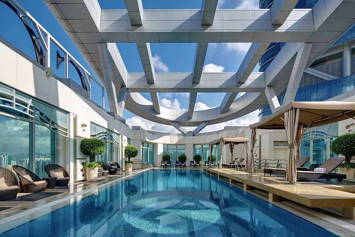 rooftop-swimming-pool